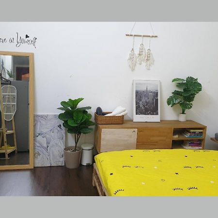 The Nineties Hostel Ho Chi Minh-stad Buitenkant foto
