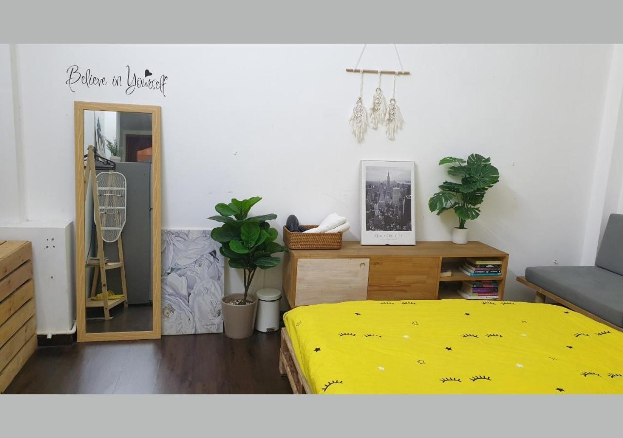 The Nineties Hostel Ho Chi Minh-stad Buitenkant foto